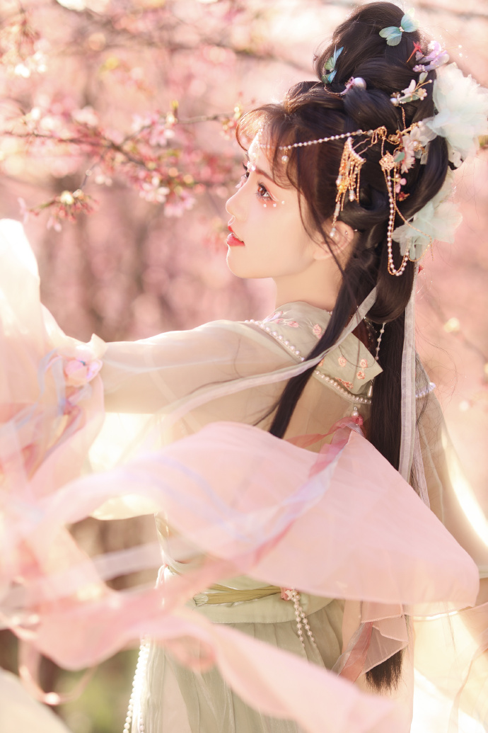 邓思远 头像